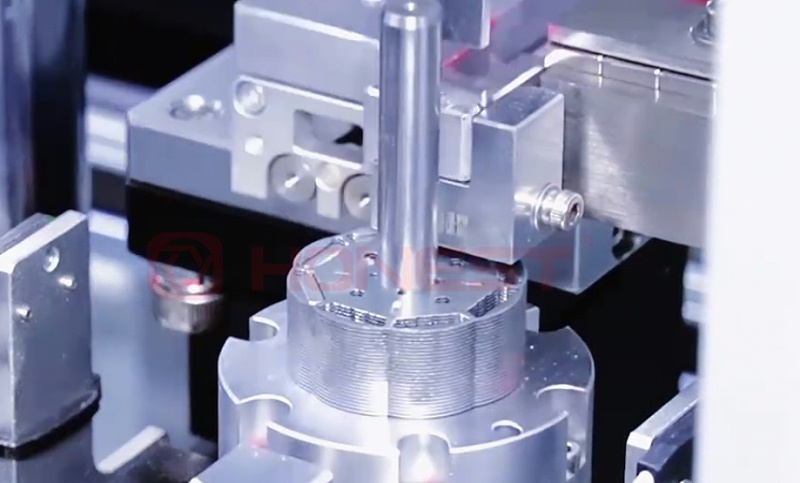 轉(zhuǎn)子自動(dòng)插磁石